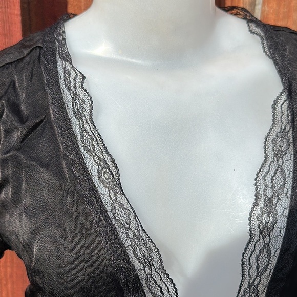 Princess Polly Vintage Tie Up Lace Crop Top Black Size 0 - Picture 8 of 14